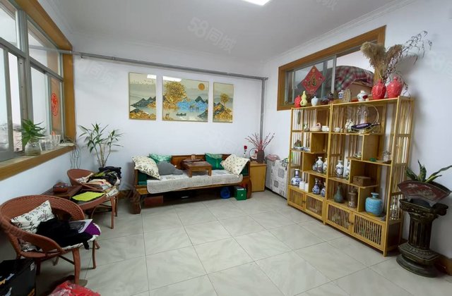 市中心 东昌总校标准三室低层 停车方便