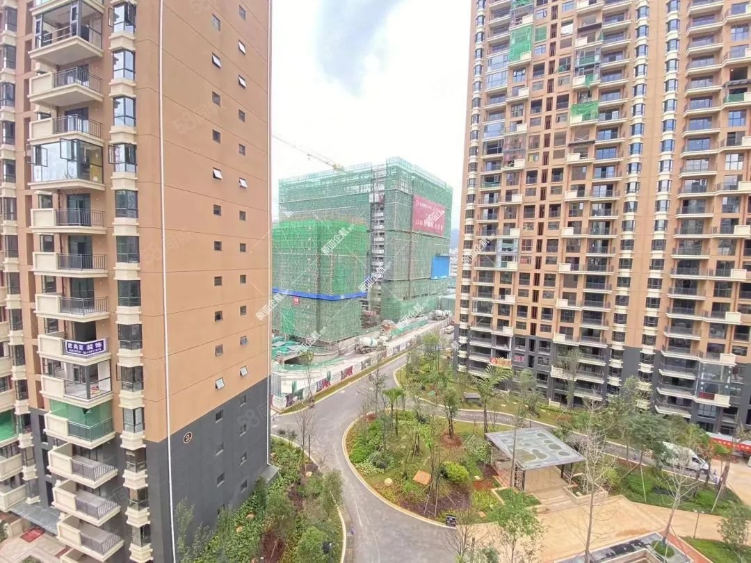 昆明十四中瑞和实验华信悦峰143平4房低于市场价26万