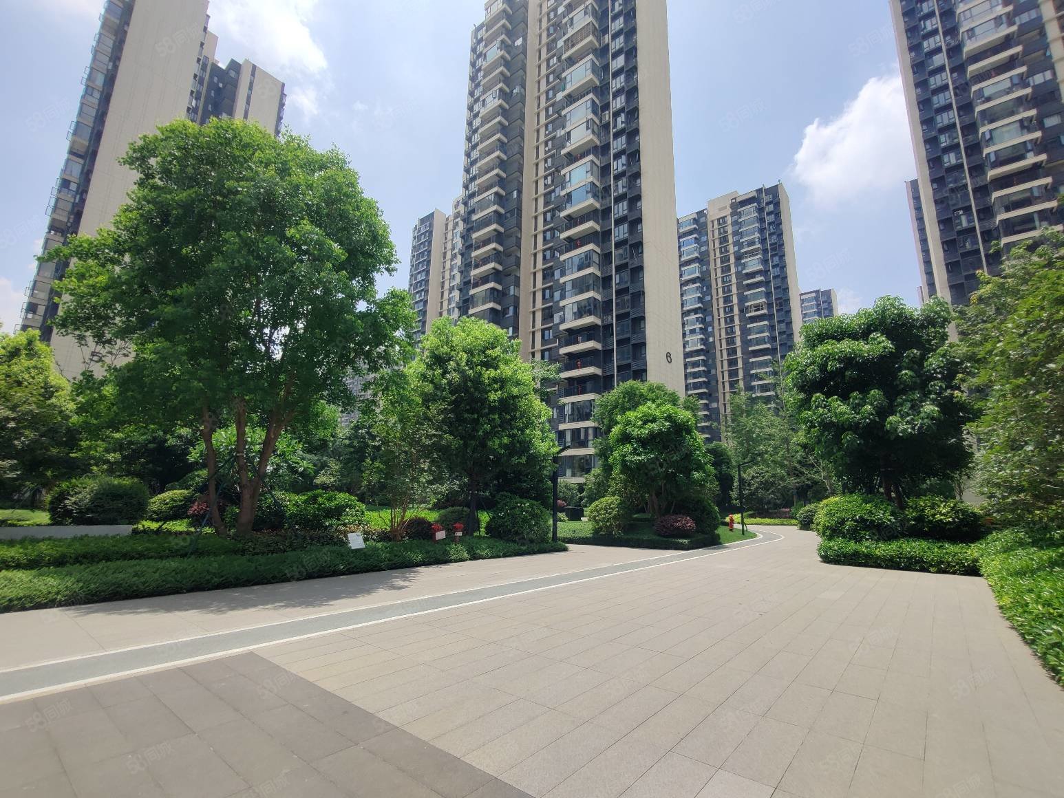 实景拍摄丨万象中心华润静兰湾一期现房十二中随时看房