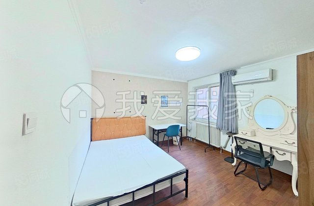 国际港4室1厅128.7㎡700万二手房图片