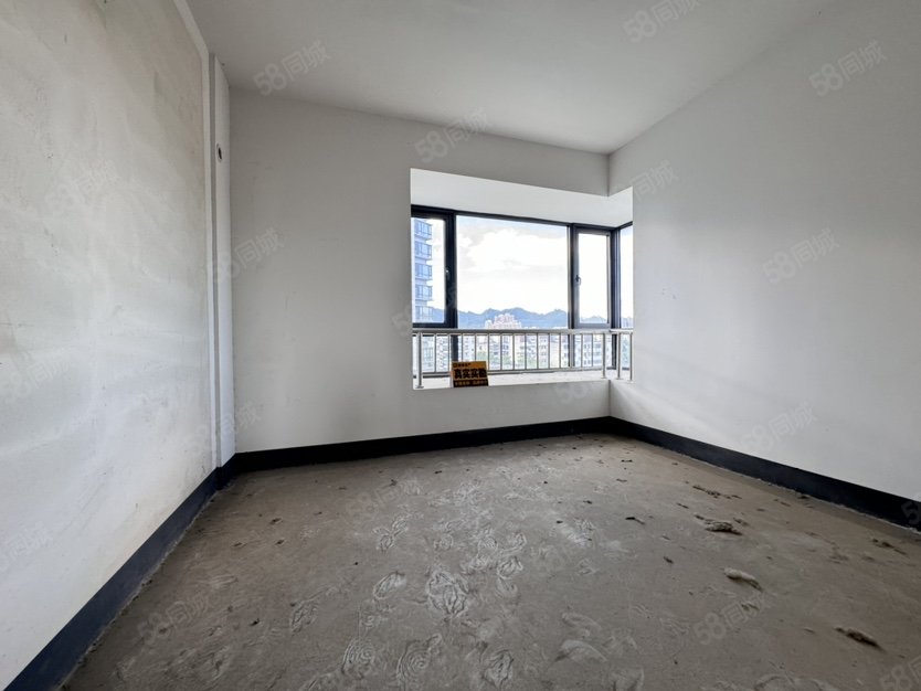 东风阳光城四期3室2厅1卫112㎡南北72.8万