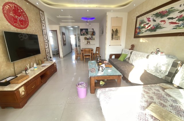 莲湖花园电梯洋房 一梯两户 带车位储藏室 精装修  拎包入住