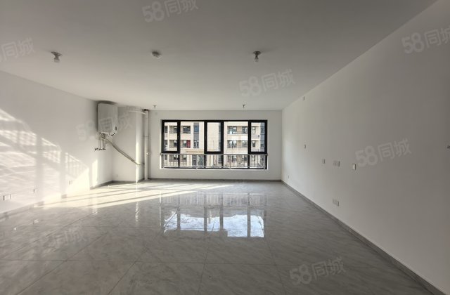 观棠阅境 带电梯 正规商品房 刚需大三居 次新房 双卫格局