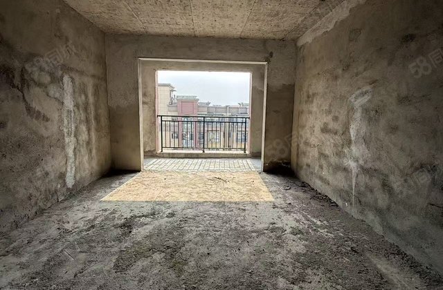 龙湖百合花园3室2厅128㎡72.8万二手房图片