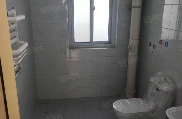 必看好房 高楼层视野好 刚需小三居 朝南 次新房 诚意出售