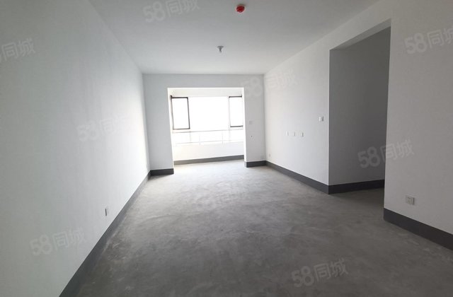 清风和庐 三室双卫 凤凰楼层带车位储藏室 近实验 体育馆玖玺