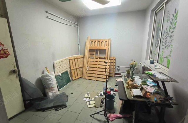 人民路49号院1室2厅42.52㎡23.7万二手房图片