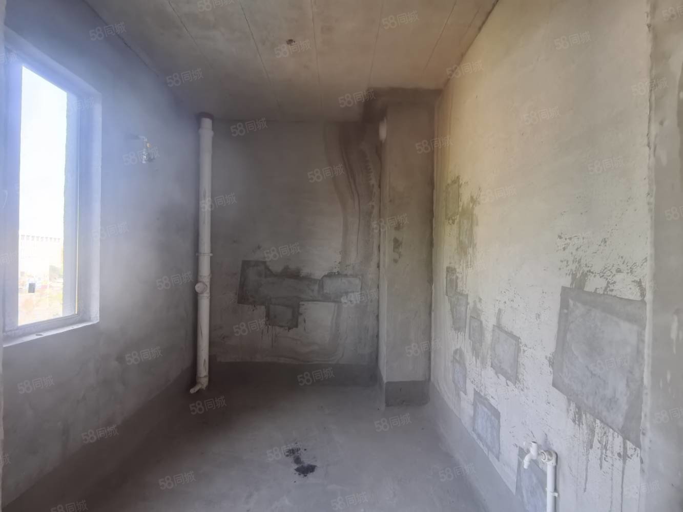 桃李江山3室2厅2卫131㎡南北89万