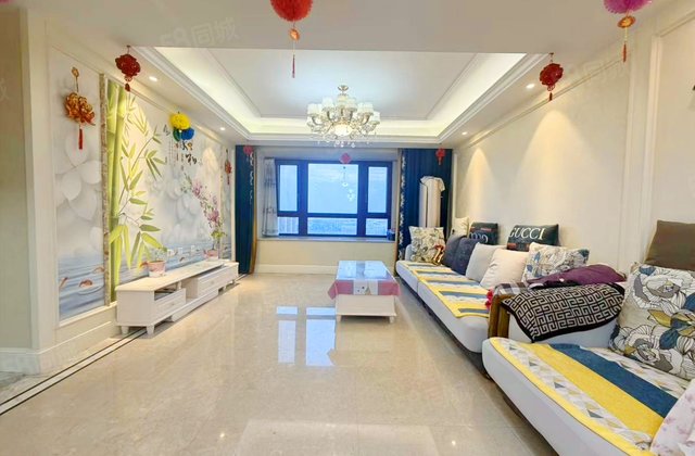 中国铁建西派府3室2厅123.3㎡115万二手房图片