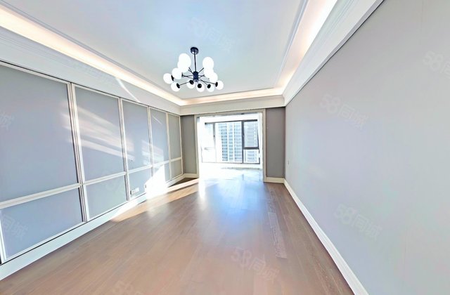 融创都会中心3室2厅114.39㎡199万二手房图片