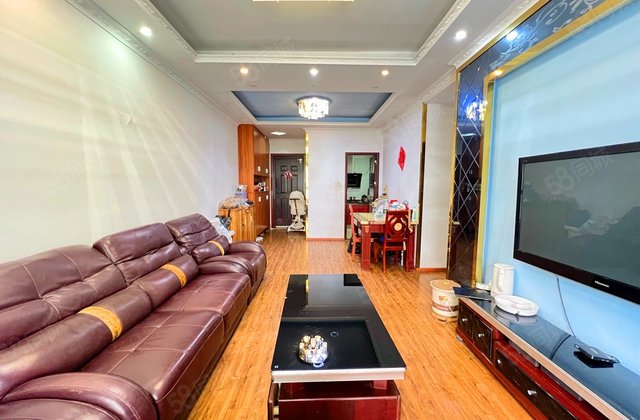 绿地468公馆一期2室2厅77㎡140万二手房图片