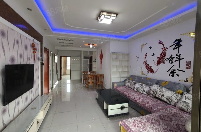 嘉明电梯房好楼层三室精装修送储藏室