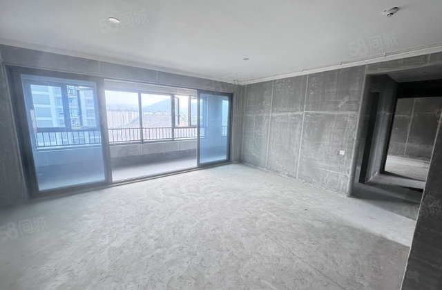 玖都荟佳苑4室2厅140㎡235万二手房图片