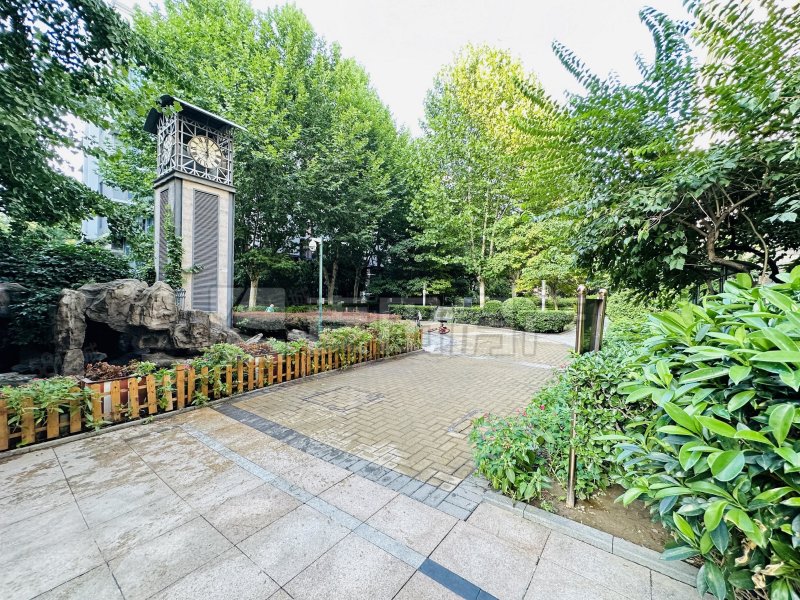 中海凱旋2室2廳2衛(wèi)130.08㎡東西2600萬