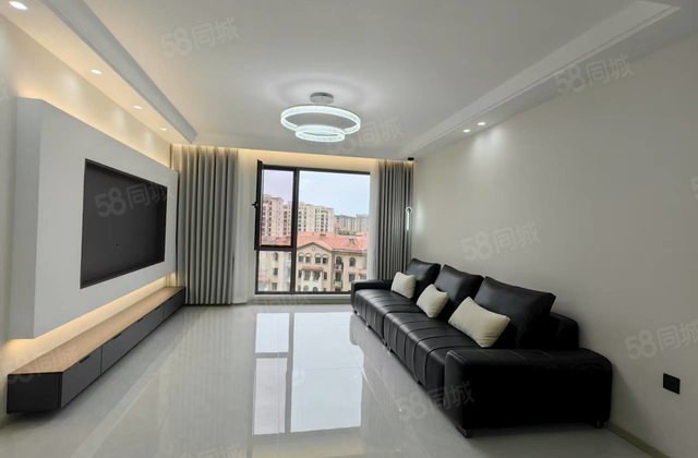 创业城迎春花园3室2厅136㎡70万二手房图片