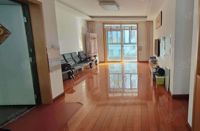 丽景国际3室2厅120㎡79万二手房图片