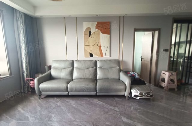 财经东临 文轩 大学城东苑送20万精装 带中央空调车储免大税