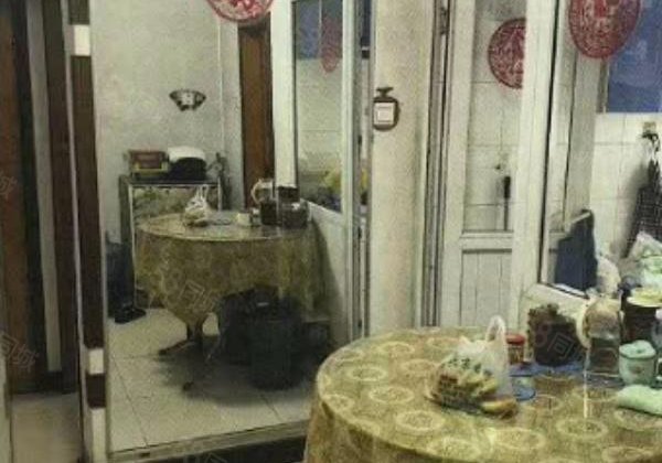 北大地四里2室1厅59.4㎡230万二手房图片