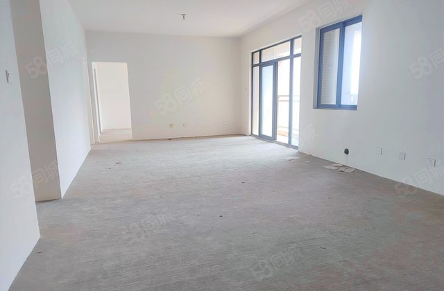 警馨苑3室2厅126.64㎡166万二手房图片