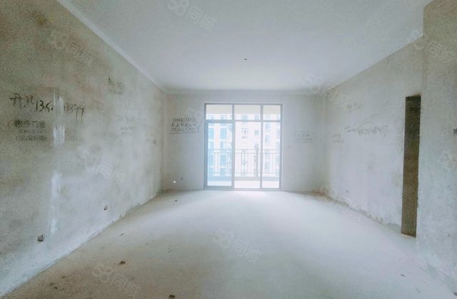 兆基御园4室2厅160㎡104.8万二手房图片