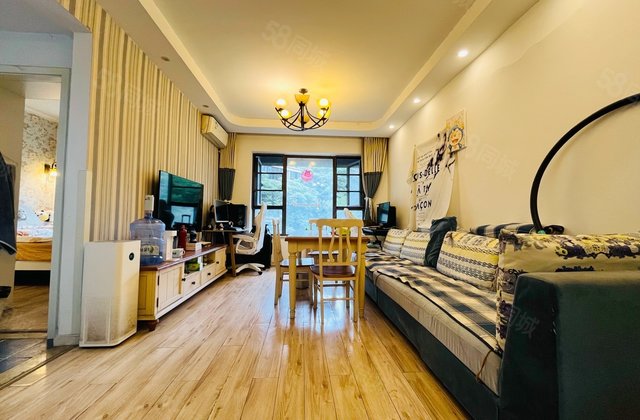 中铁骑士公馆2室2厅69.86㎡166万二手房图片