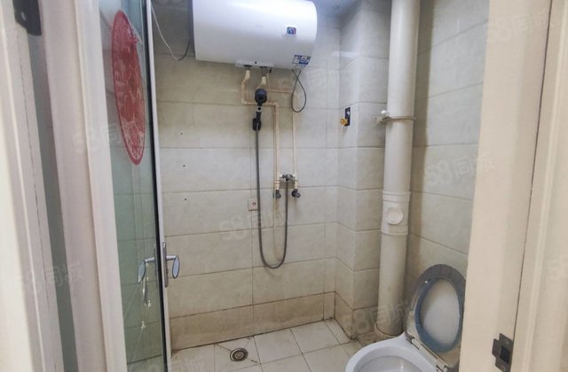 明星兰庭 中间楼层 装修好 房龄新 南北通透 电梯房