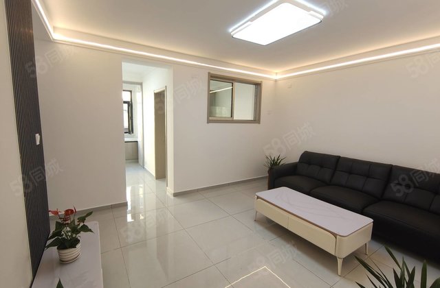 兴华路 ,东昌中学,步梯三楼精装地暖房,聊建公司,看房方便