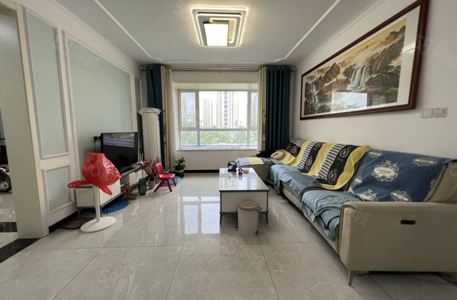 急！送车储！边户三室两厅两卫！民生凤凰城10号院颐中外国语