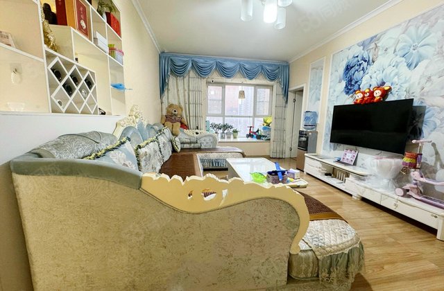 依云镇2室2厅92.86㎡75万二手房图片