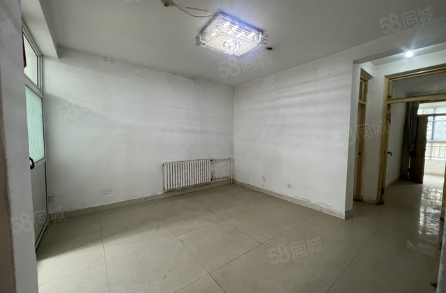 带地上车库 一楼 阳光里程 水岸新城 小三室 价格可议 真实