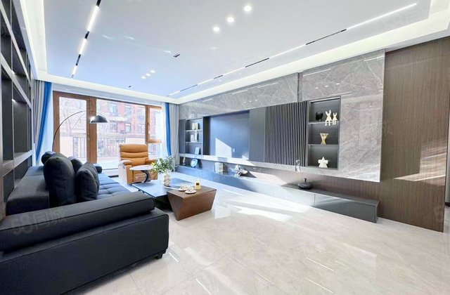 亚泰山语湖3室2厅137.21㎡163万二手房图片