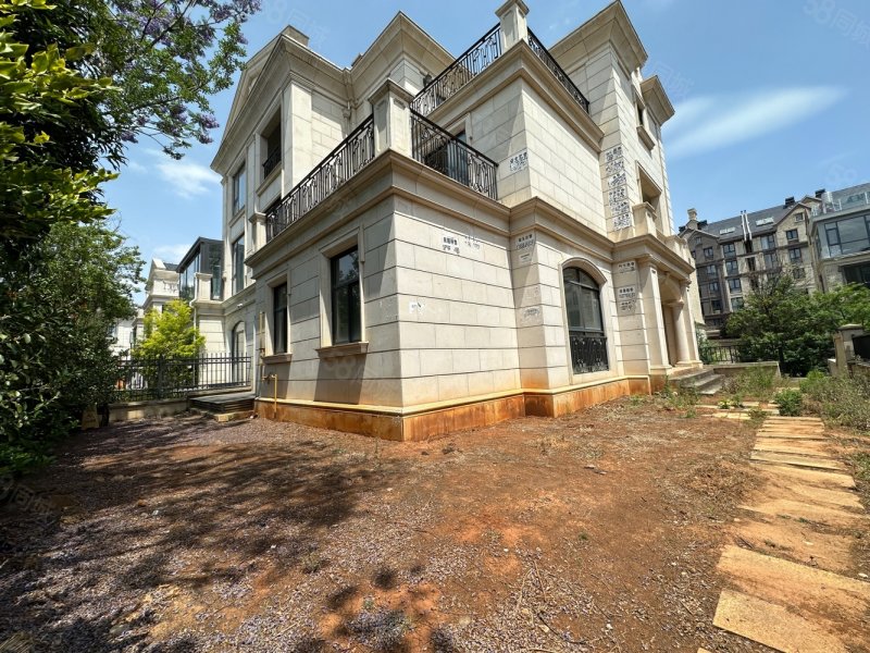 边双拼别墅 中空大客厅 急1600万,俊发滇池one6组团维朗苑-昆明58同城