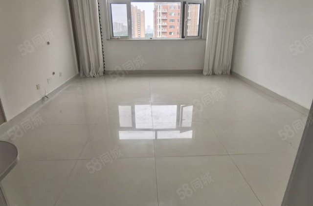 星美城市广场 楼龄新 高绿化 医疗配套成熟 电梯房