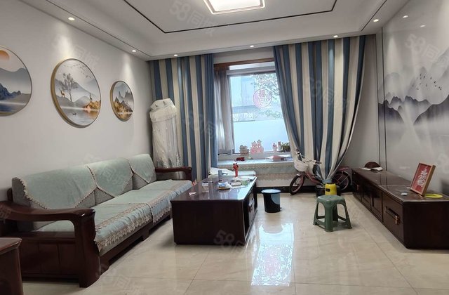 东关国际东区 交通便捷 刚需小三居 满二   南北通透