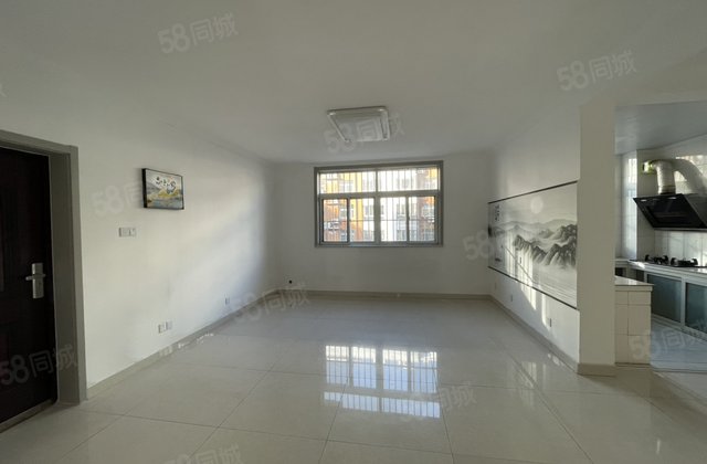 房东急售 裕昌水岸新城 小三居 正规商品房 交通便捷 南北通