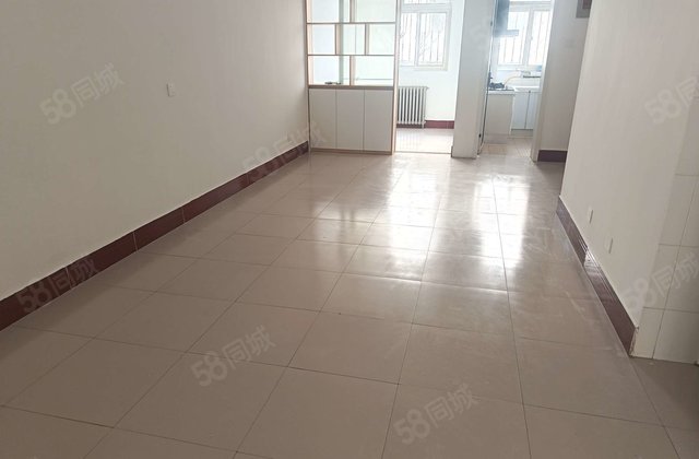 急 市医院附近 东昌中学 兴华路   二楼 小区停车方便