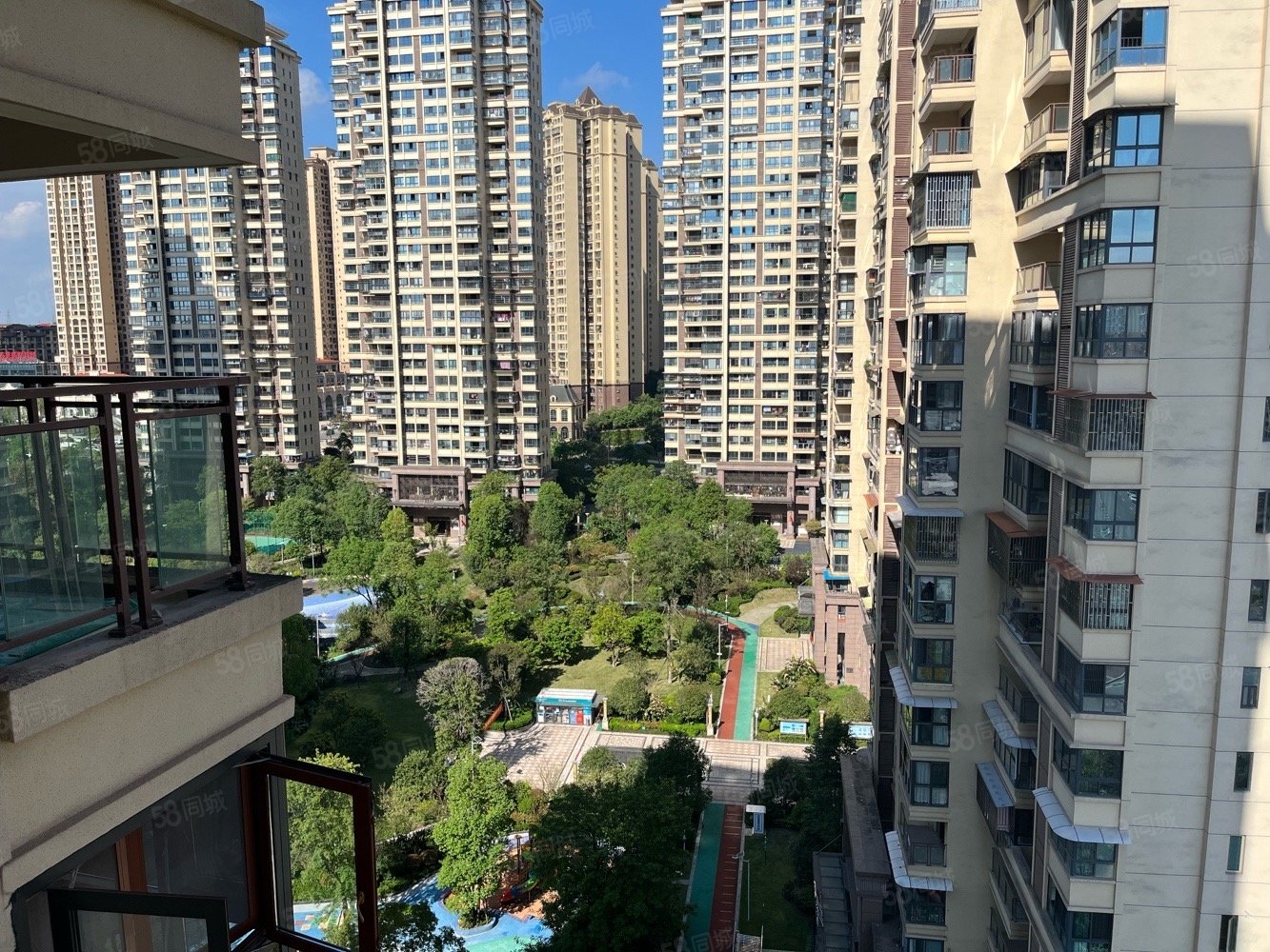 【10图】商贸城高铁附近模范小区精装房,宇华豪庭-泸州58同城