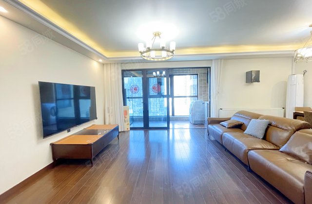 万科里金域滨江4室2厅133.36㎡217万二手房图片