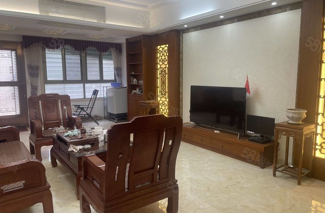 悦泰春天3室2厅126㎡158万二手房图片