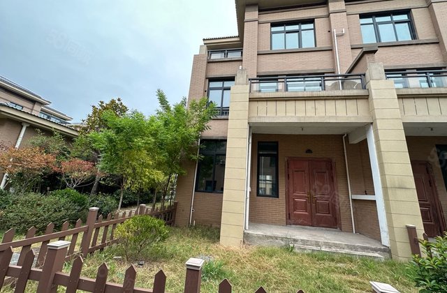 8分鑫盛房产130万6500元/㎡135万御泉湾高档装修复式楼 房东