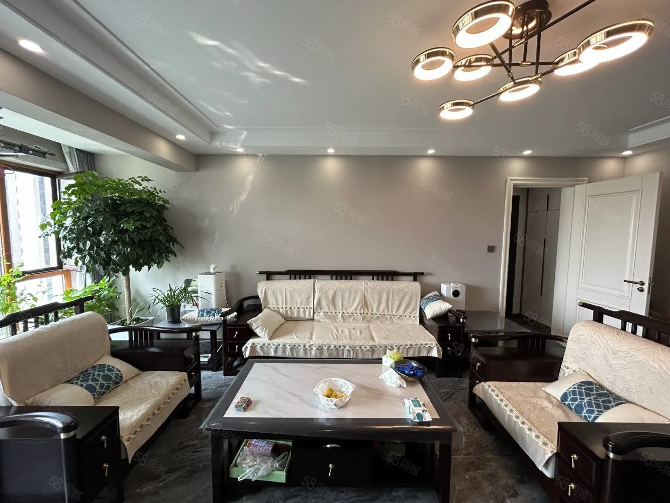 碧桂园悦江山3室2厅2卫125㎡南北88.8万