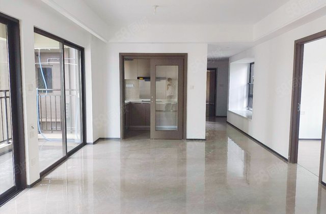 中建顺控云熙悦城4室2厅110㎡81.3万二手房图片