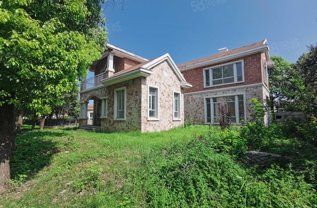 水晶国际别墅5室3厅5卫带地下室高性价比诚心出售带花园边套5室3厅5卫