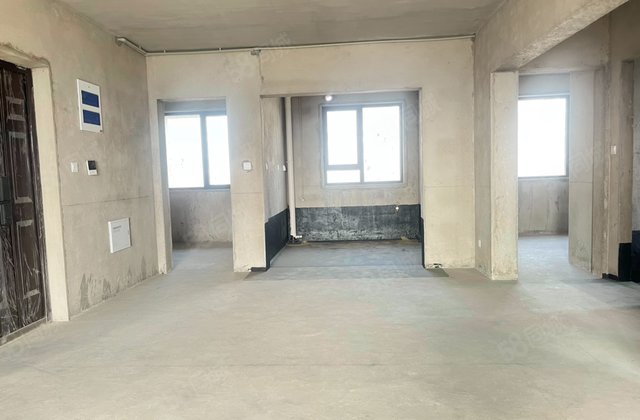 圣东福地花苑(西区)4室2厅140㎡72.8万二手房图片