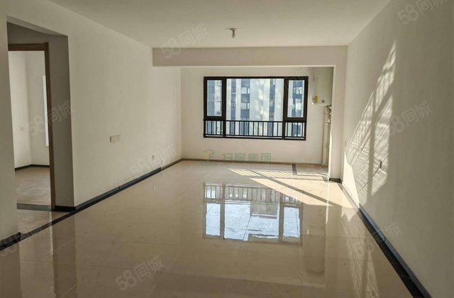 房东急售 没大税 走一手 诚心出 大三室 很通透的 保证真实