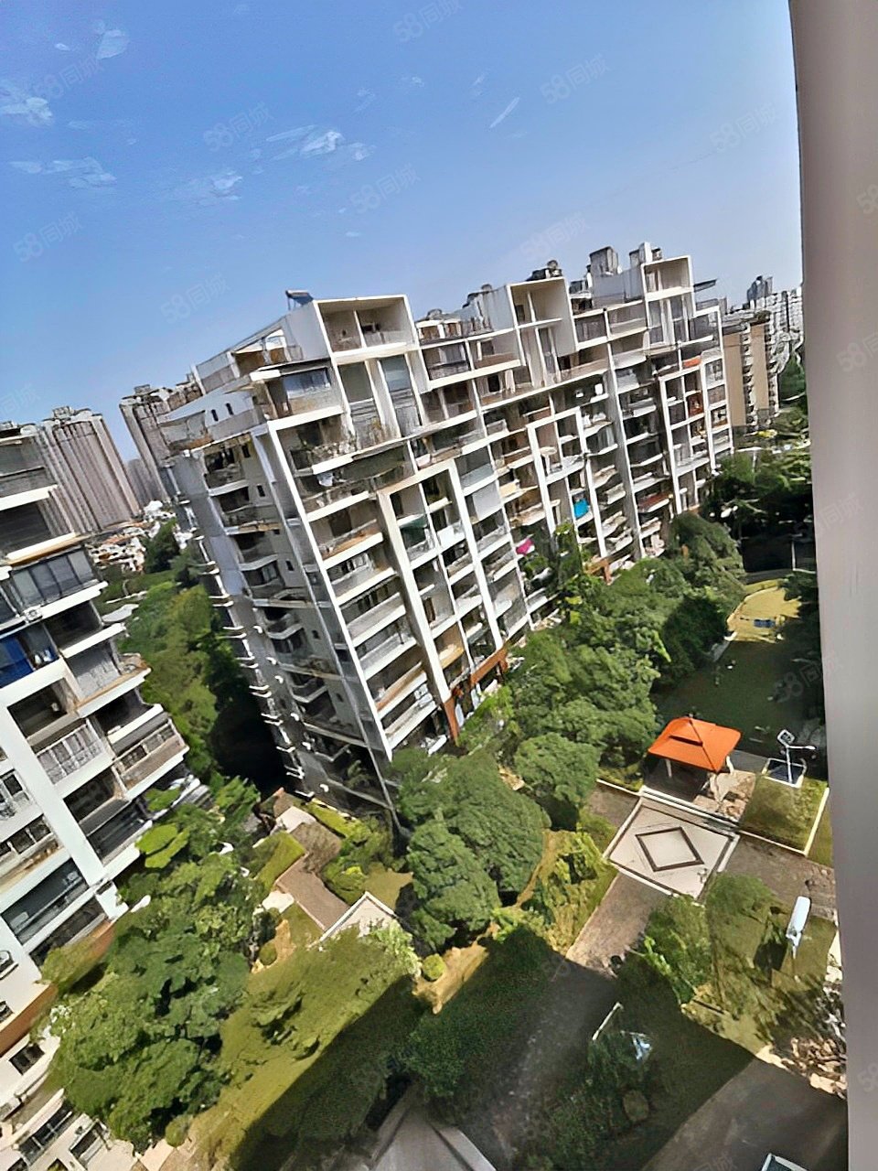 云景路天桃中学枫林蓝岸6房中空楼中楼247万有车位