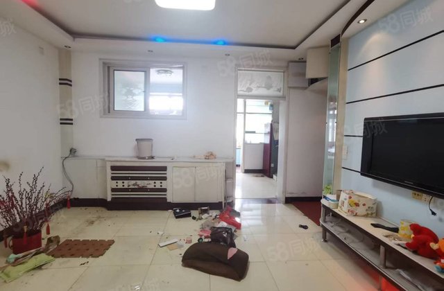 振兴路 购物方便 小三居 精装可拎包入住 医疗配套成熟
