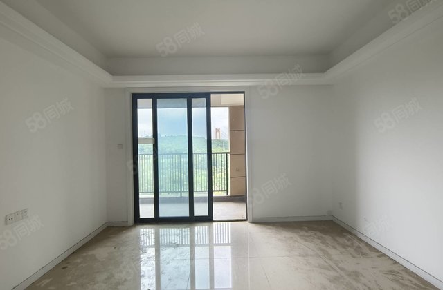 华鹏梧桐邑九棠府3室2厅123㎡74.8万二手房图片