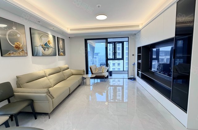 三一云谷4室2厅146㎡140万二手房图片