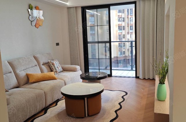 红都文锦苑2室2厅79㎡52.8万二手房图片